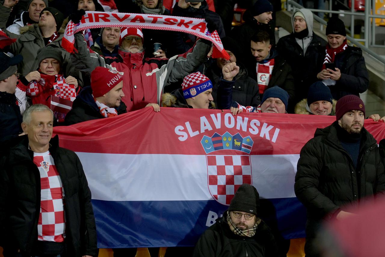 Riga: Atmosfera na stadionu tijekom utakmice između Latvije i Hrvatske