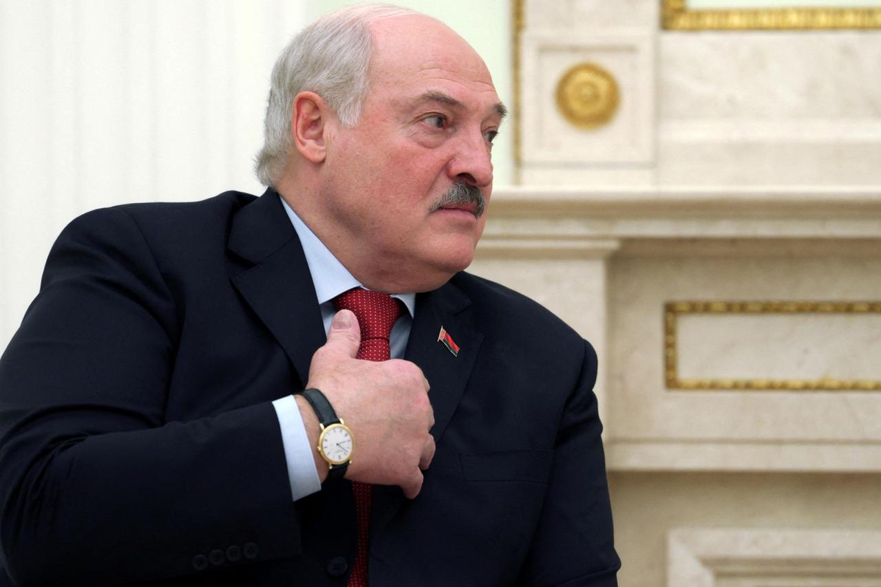 Russian President Putin meets Belarusian President Lukashenko in Moscow