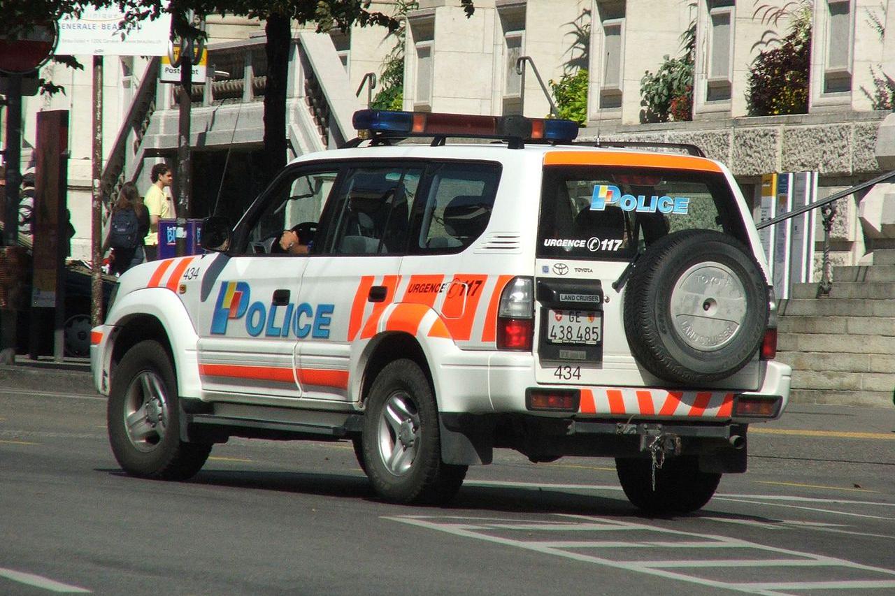 švicarska policija