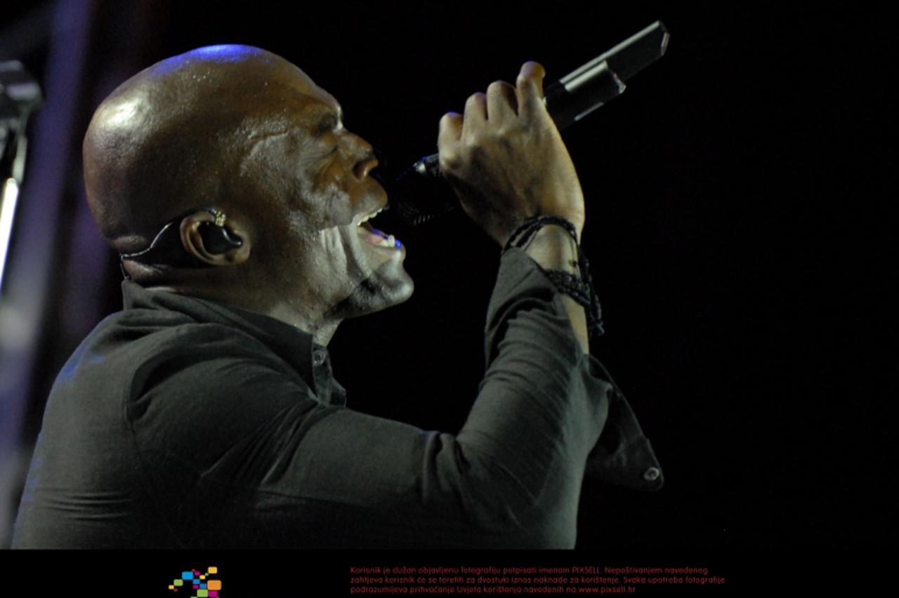 '05.07.11., Pula - Britanska zvijezda Seal odrzao koncert u prepunoj Areni. Photo: Dusko Marusic/PIXSELL'