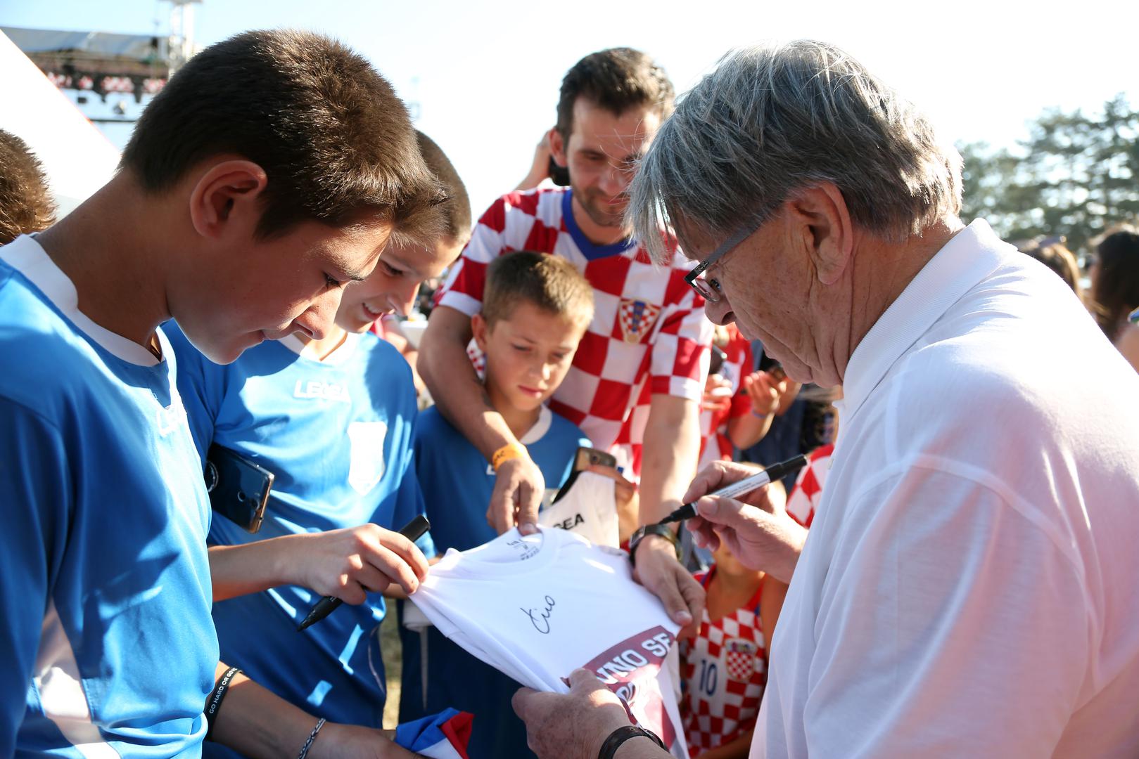 24.07.2018., Livno - Docek izbornika hrvatske nogometne reprezentacije Zlatka Dalica na stadionu Zgona. Miroslav Ciro Blazevic.  "nPhoto: Dusko Jaramaz/PIXSELL  