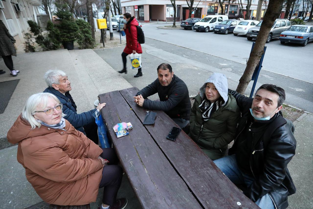 Zagreb: Stanari Hostela Arena već 2 godine čekaju obnovu svojih stanova koji su stradali u potresu