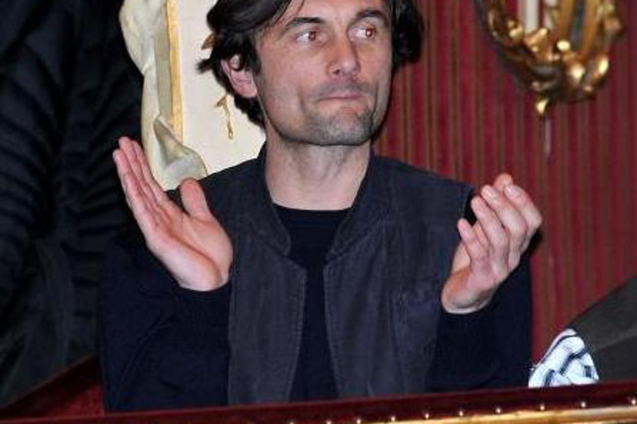 Sven Medvešek 