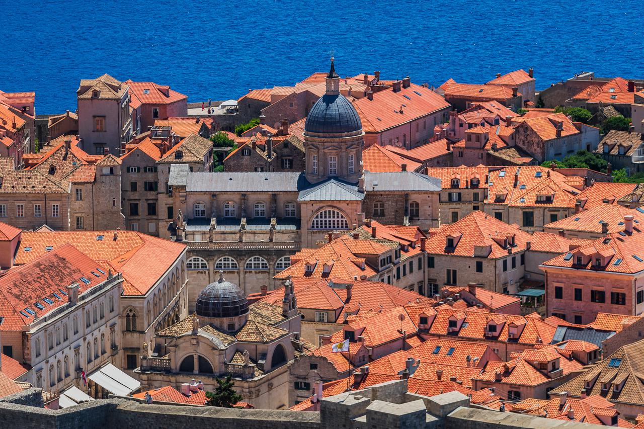 Panorama Dubrovnika i okolice sa Srđa