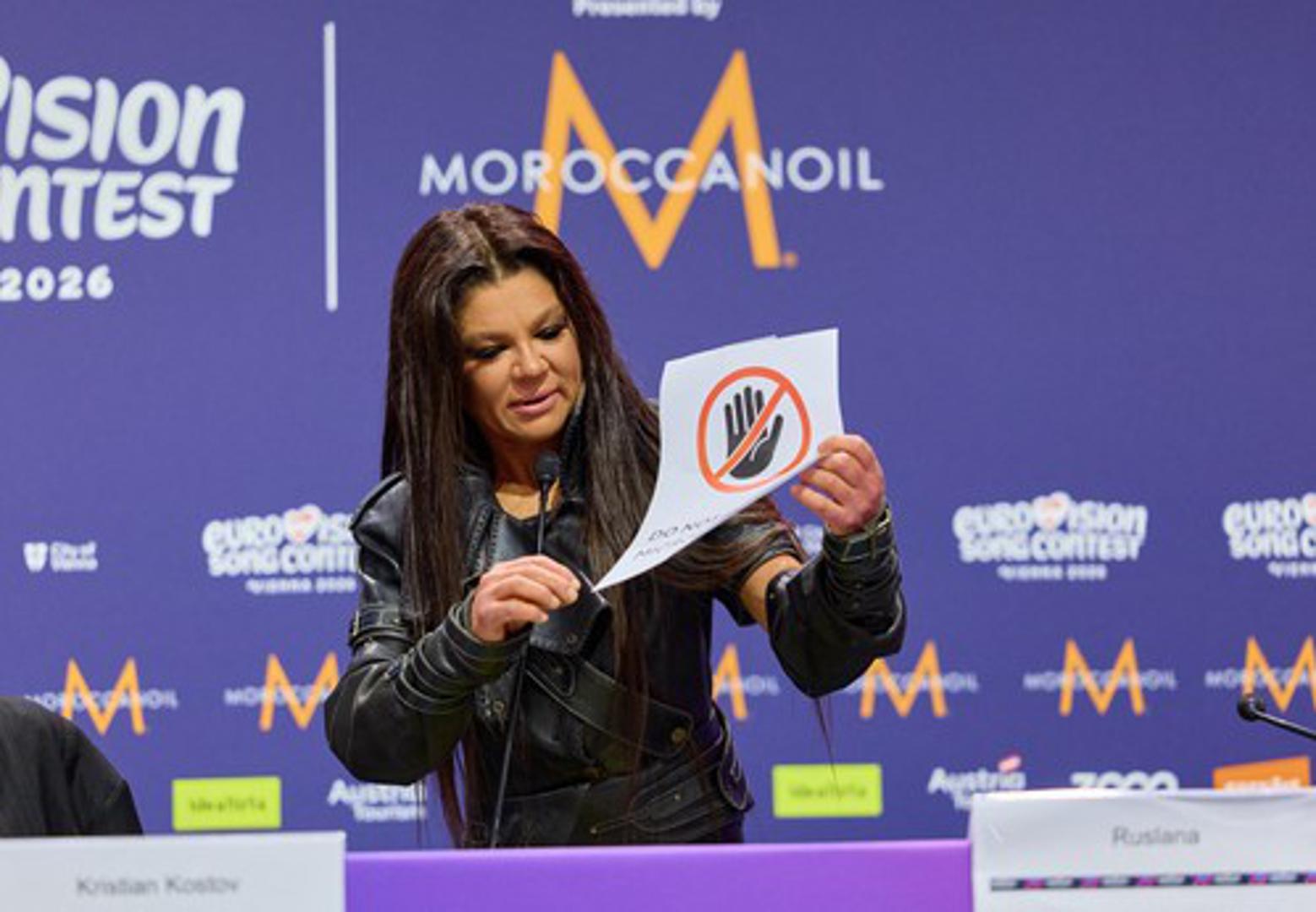 Njezin povratak na eurovizijsku pozornicu posebno je zanimljiv obožavateljima jer je upravo njezin pobjednički nastup iz 2004. ostao jedan od najpamtljivijih trenutaka tog razdoblja.
