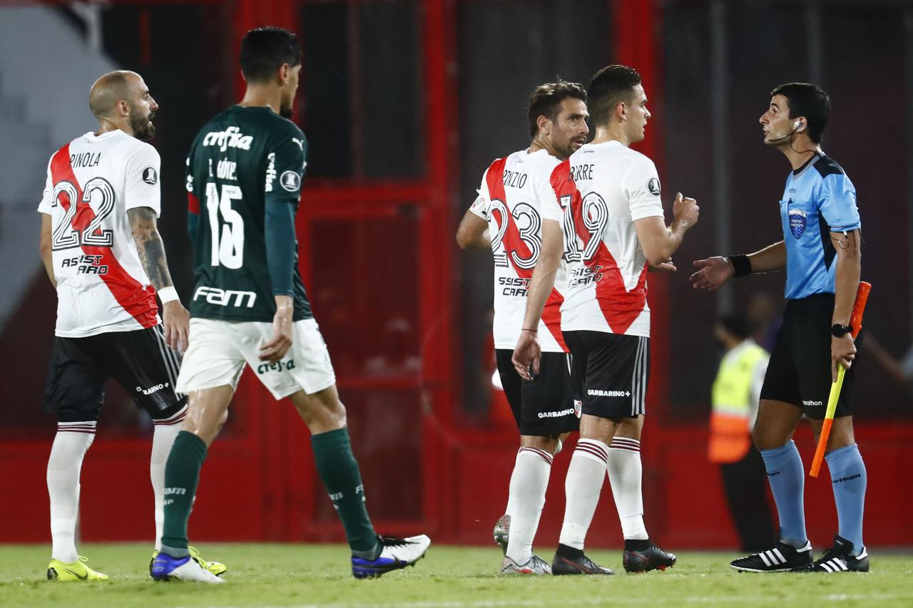 Copa Libertadores - Semi Final - First Leg - River Plate v Palmeiras