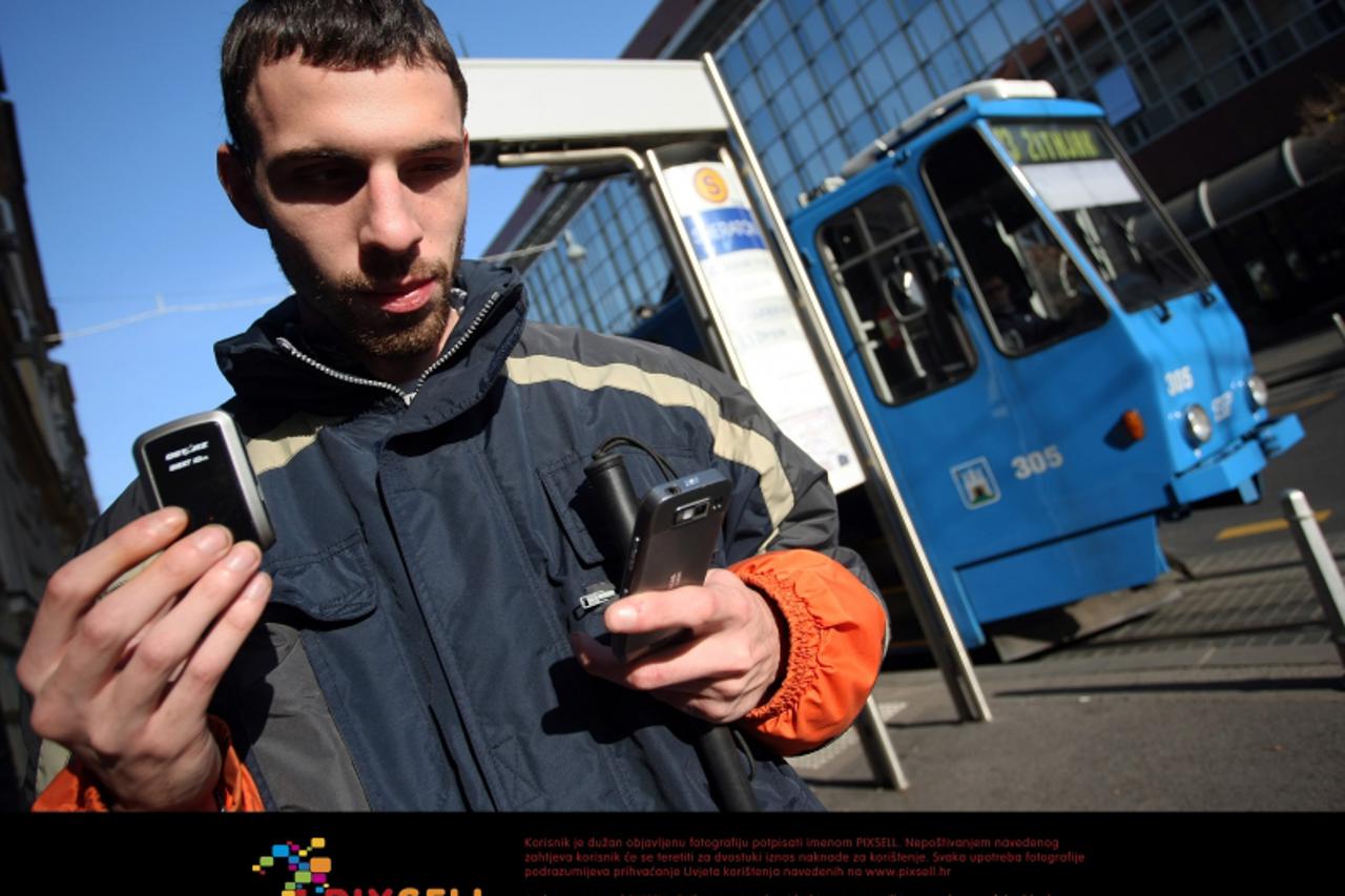 '28.11.2012., Zagreb - Draskoviceva 80/III, Udruga slijepih Zagreb. Hrvoje Katic, clan udruge koji ce kroz svoj primjer predstaviti zvucni vodic kroz Grad Zagreb.  Photo: Marko Prpic/PIXSELL'