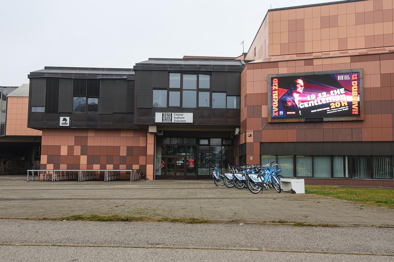 Grad Zagreb kupit će za 7 milijuna eura nedovršenu polovicu zgrade koja je spojena s Kulturnim centrom