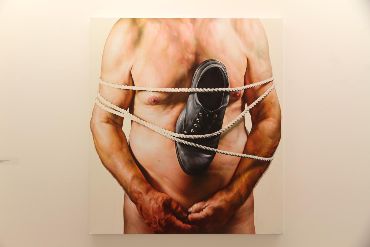 Autoportret s cipelom, 2004.