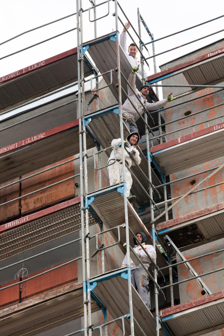 Rastom BDP-a rastu i cijene stanova, kamate na kredite su niske, a sve to više ide na ruku prodavateljima nego kupcima, kaže Vujović
