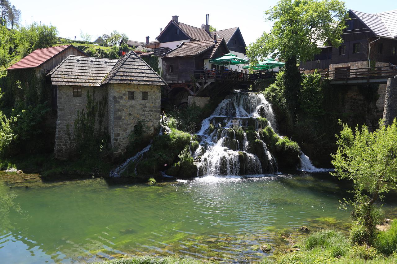 Slunj: Turistička patrola u Rastokama