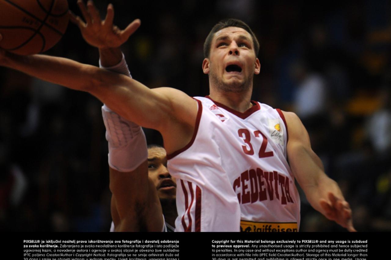 '20.11.2011., Dom Sportova, Zagreb - 8. kolo ABA lige, KK Cedevita - Krka.Marko Car.  Photo: Daniel Kasap/PIXSELL'