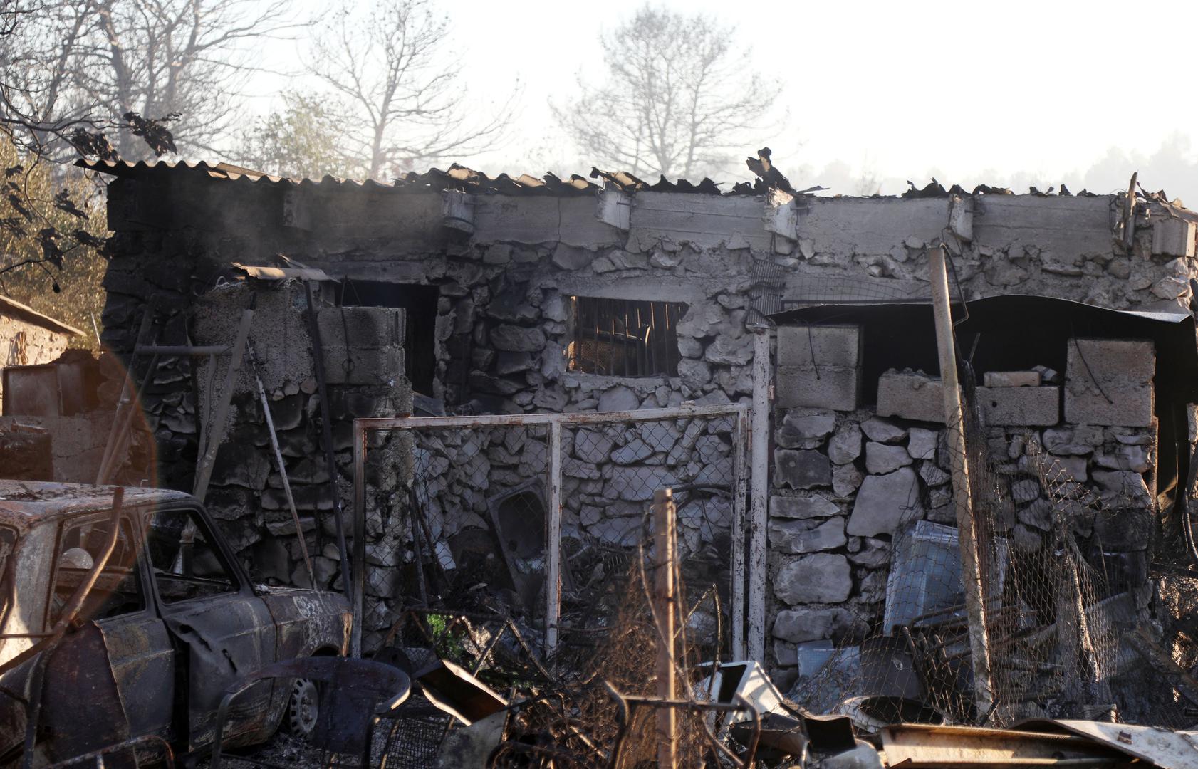 Koliko je izgorenih stambenih objekata još nije točno utvrđeno, procjena je oko 20.