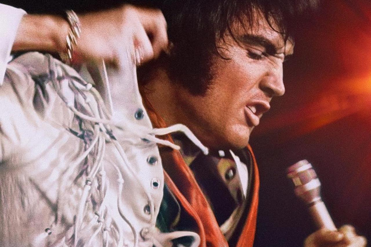 "EPiC: Elvis Presley in Concert"