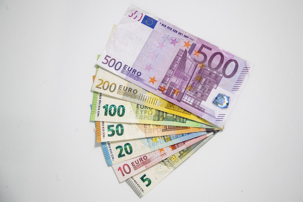 Hrvatska od 1. siječnja 2023. uvodi euro