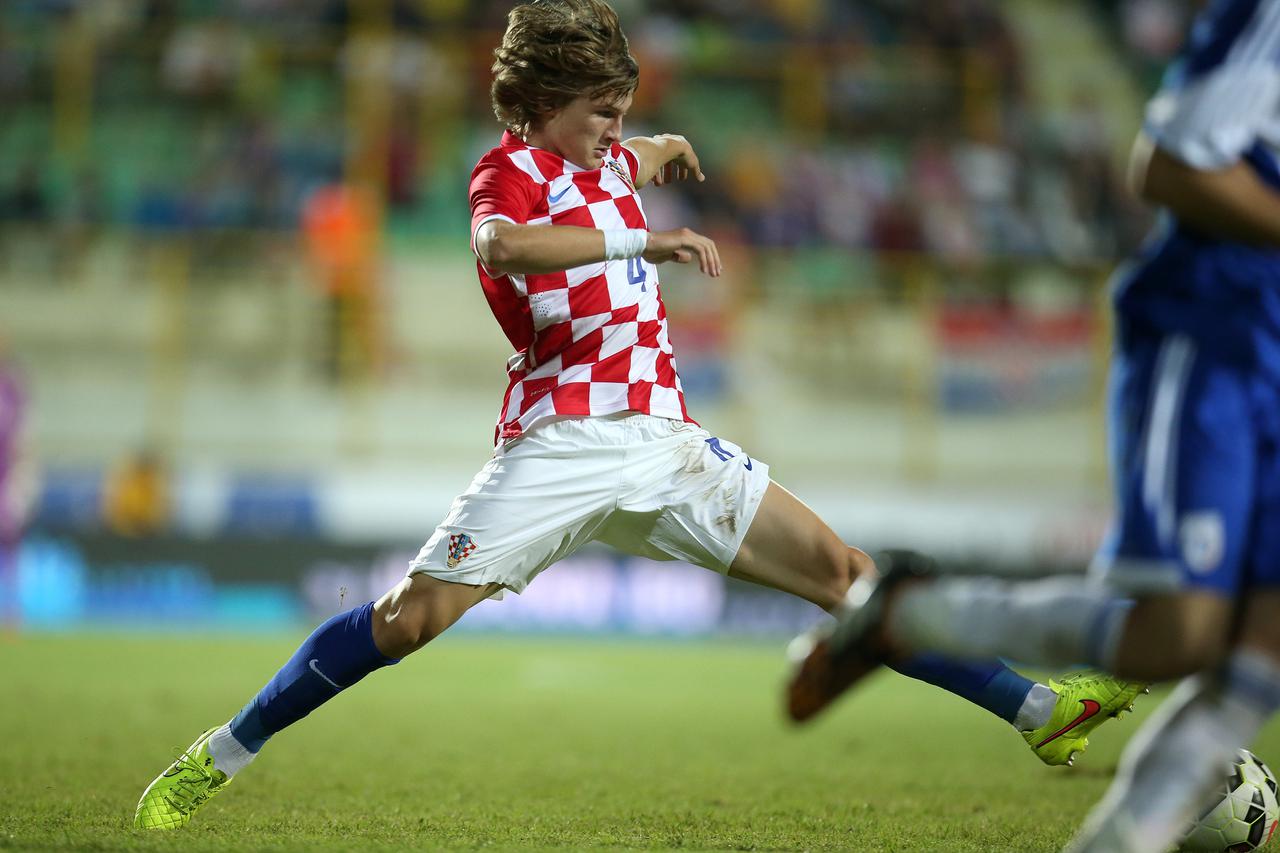 04.09.2014., Stadion Aldo Drosina, Pula - Prijateljska nogometna utakmica, Hrvatska - Cipar. Tin Jedvaj.  Photo: Igor Kralj/PIXSELL