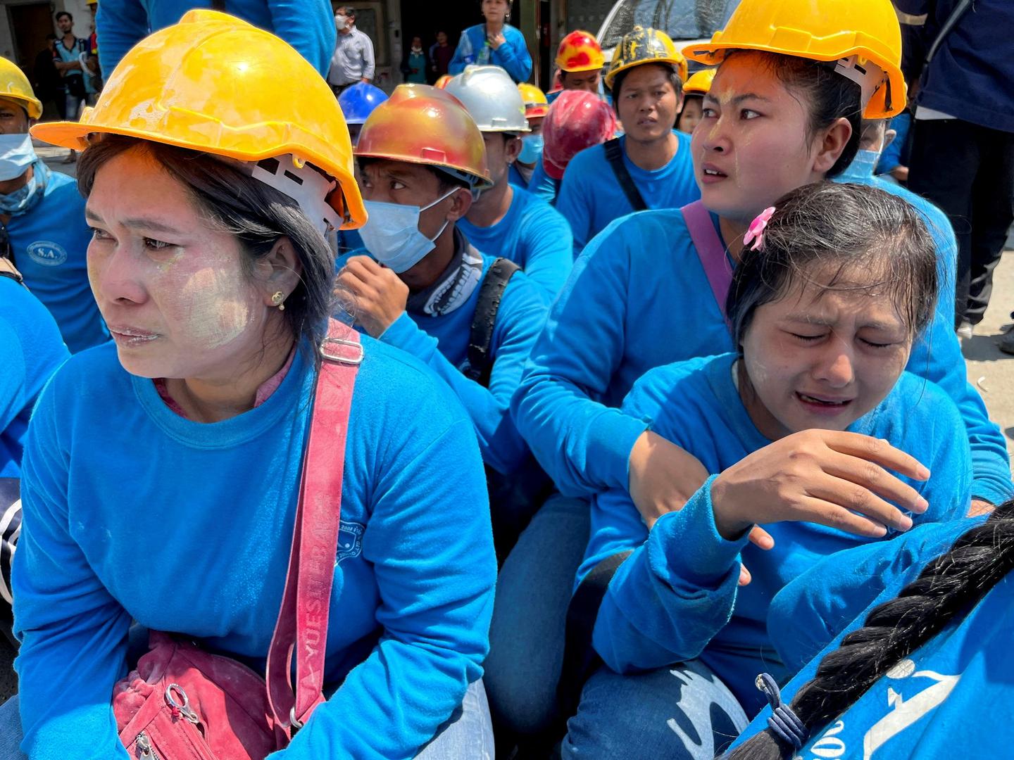 (foto: posljedice potresa u Bangkoku)
