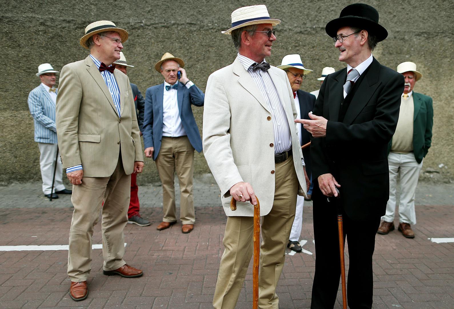 Dublinci su ponosni na svog Jamesa Joycea pa se često odijevaju poput njega