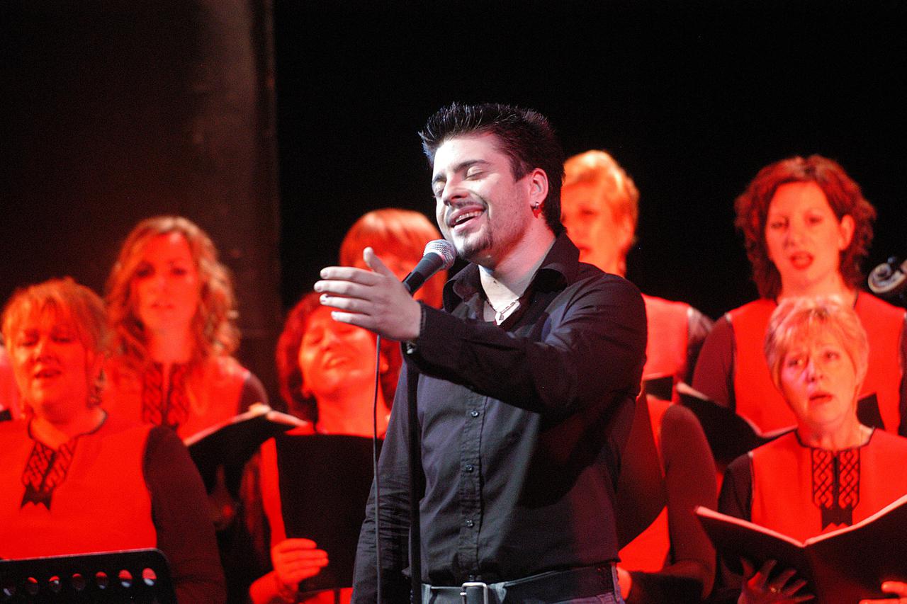 Na današnji dan 1981. ro?en je makedonski pjeva? Toše Proeski