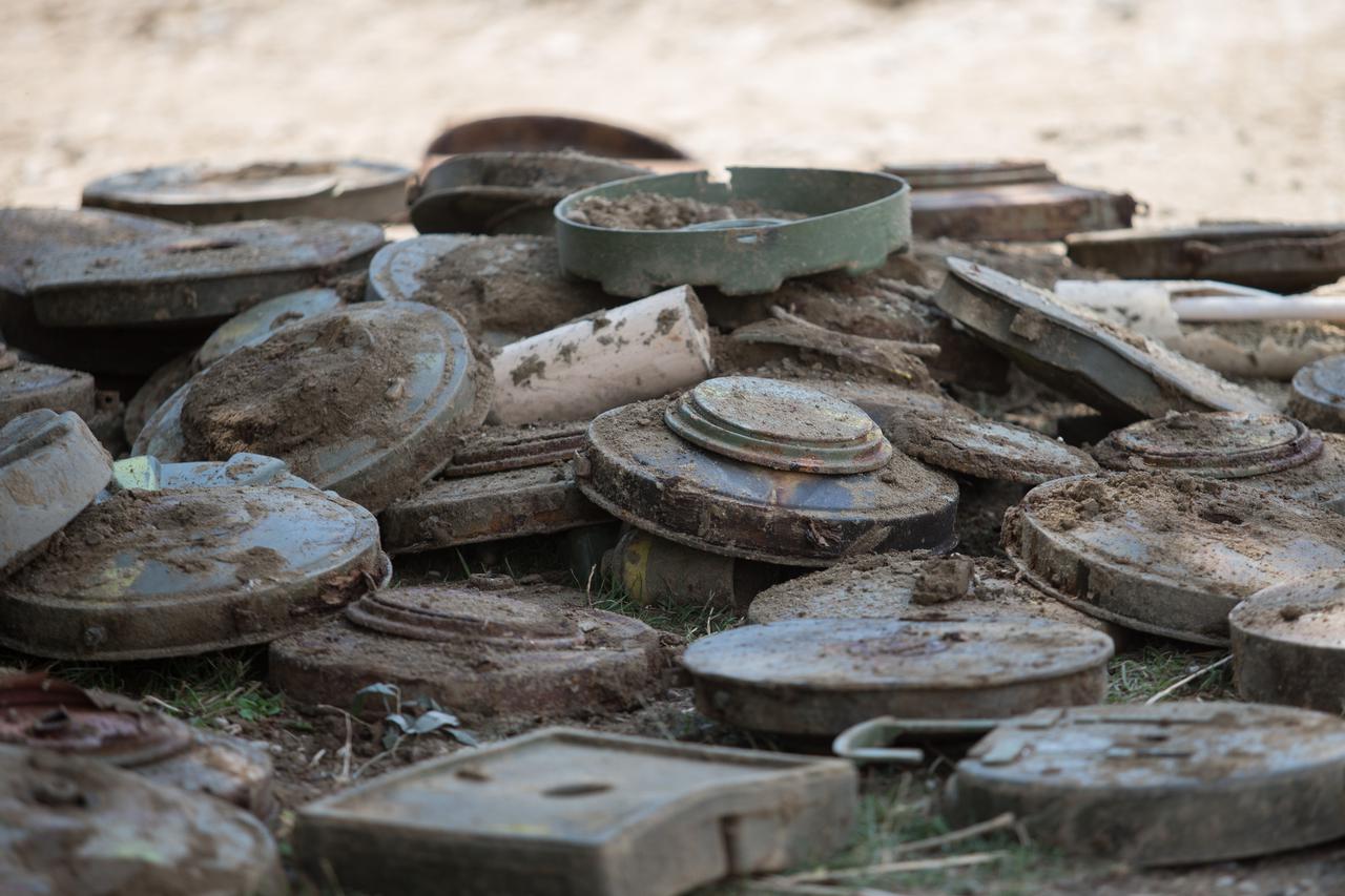 mine, špansko, policija