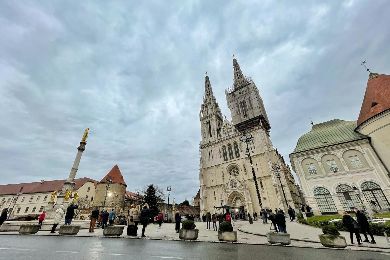 25.12.2020., Zagreb - Zagrebacki nadbiskup, kardinal Josip Bozanic, predvodio je misu svetkovine Rodjenja Gospodinova. Misnom slavlju prisustvovali su Andrej Plenkovic i Gordan Jandrokovic. Photo: Borna Filic/PIXSELL