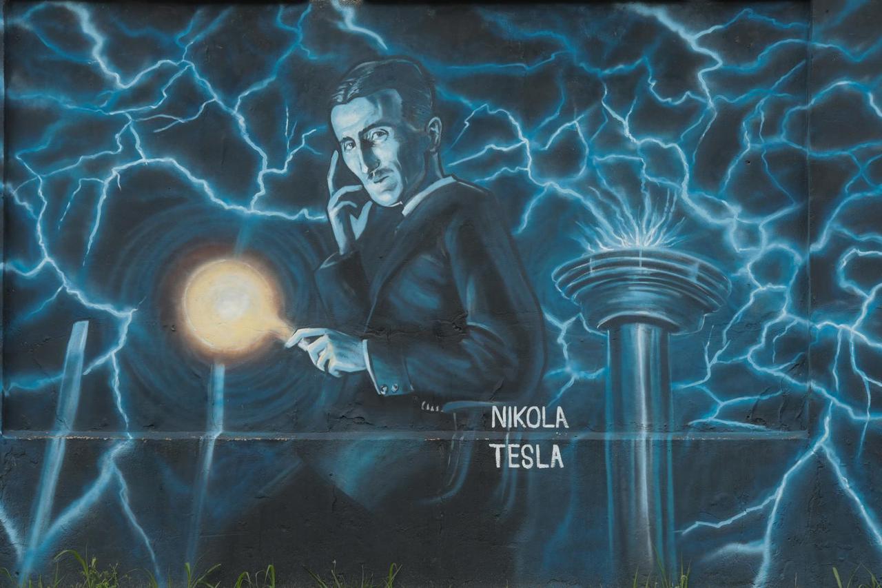 Osijek: Mural "Velikani hrvatske znanosti"