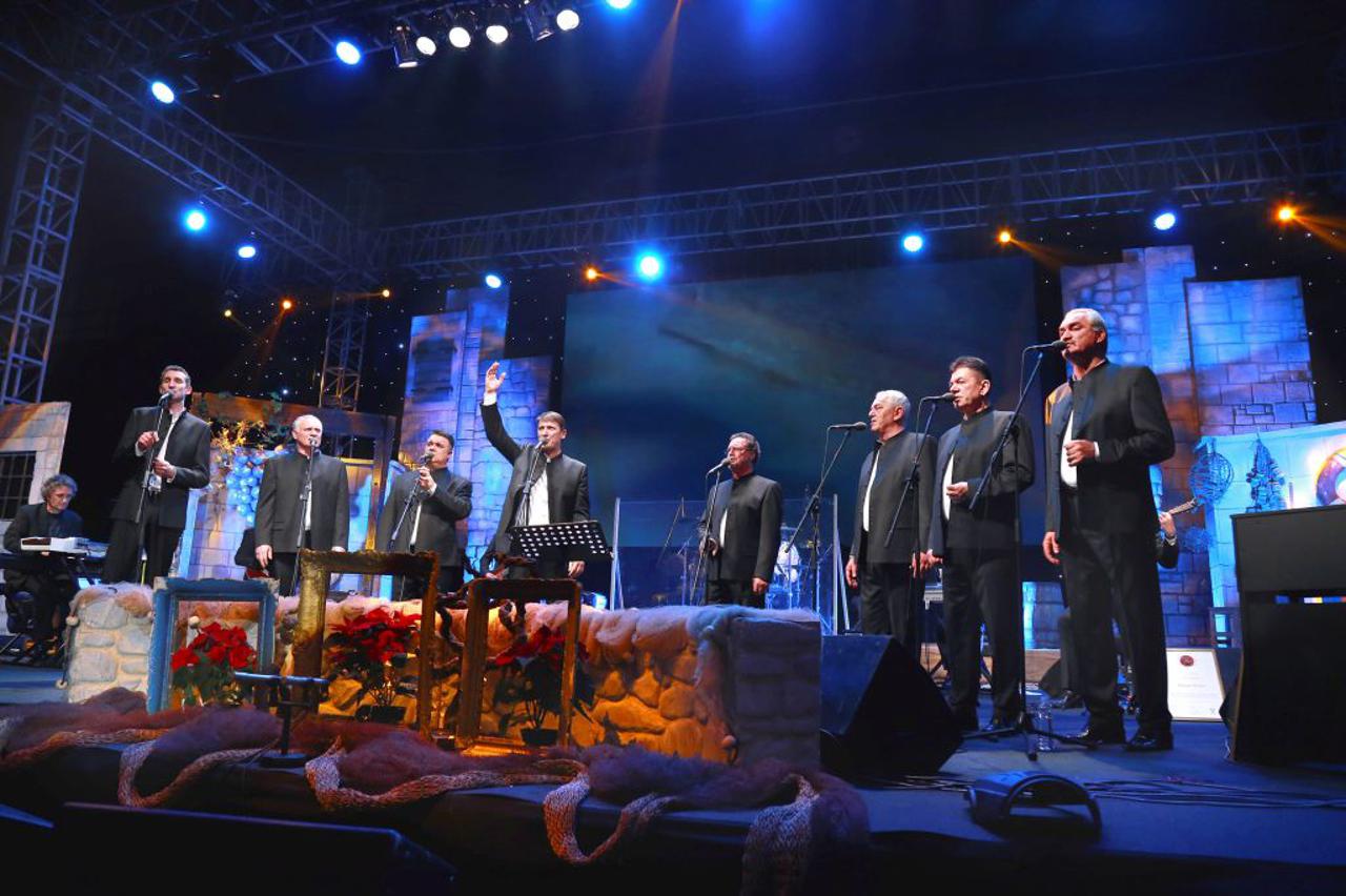 Mladen Grdović, Emilija Kokić, Klapa Intrade