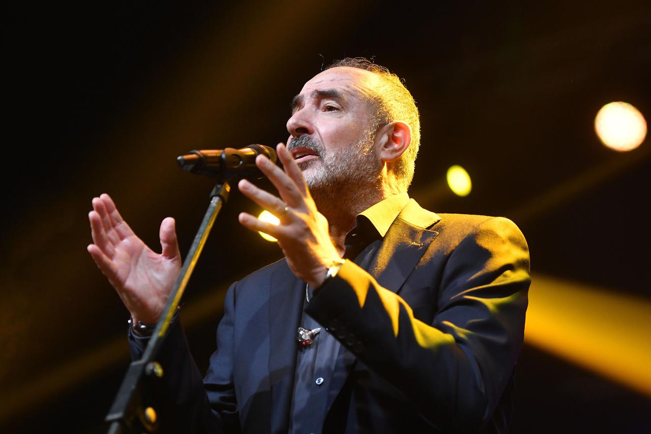 Splitski pjevač Dražen Zečić danas slavi 56. rođendan