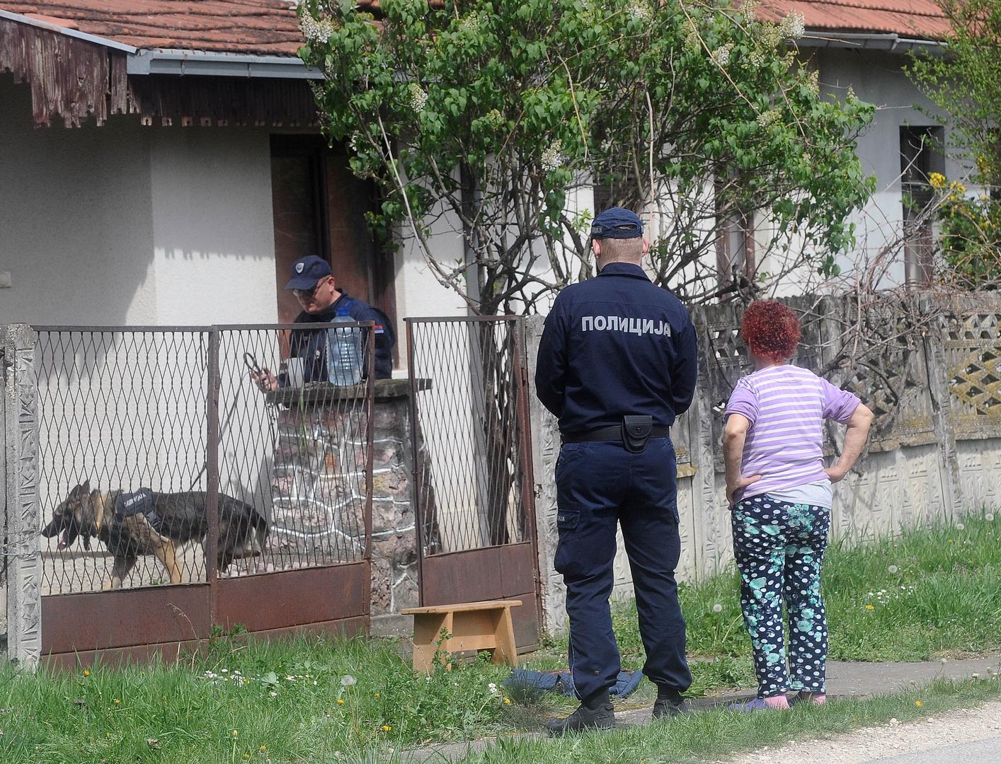 06, April, 2024, Bor - The search for the body of the murdered two-year-old Danka Ilic from Bor continues by checking several locations in the Bor area, and the police in the village of Zlot brought one of the suspects into the yard of the family of Dejan Dragijevic, one of the suspects for the murder of the child. Photo: M.M./ATAImages06, april, 2024, Bor - Potraga za telom ubijene dvogodisnje Danke Ilic iz Bora nastavlja se proverom vise lokacija u borskom kraju, a policija je u selu Zlot uvela jednog od osumnjicenih u dvoriste porodice Dejana Dragijevica, jednog od osumnjicenih za ubistvo deteta. Photo: M.M./ATAImages Photo: M.M./ATA images/PIXSELL