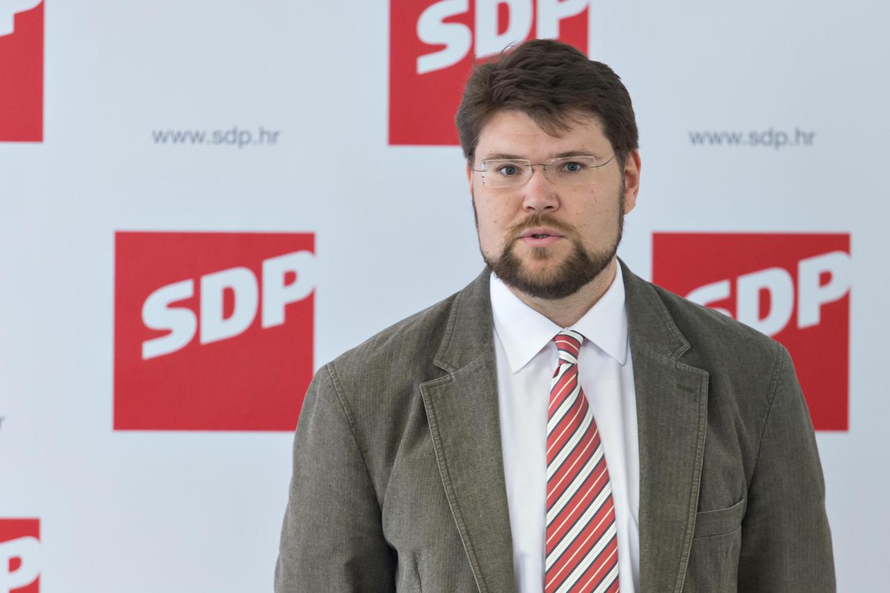 Peđa Grbin