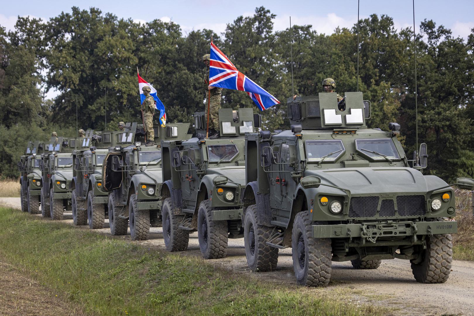 "Međusobno se podupiremo kada govorimo o situaciji u Ukrajini, u čemu smo potpuno suglasni. Ono što moramo učiniti u budućnost je jačanje komunikacije i suradnje između naših oružanih snaga", poručio je hrvatski ministar obrane Anušić.