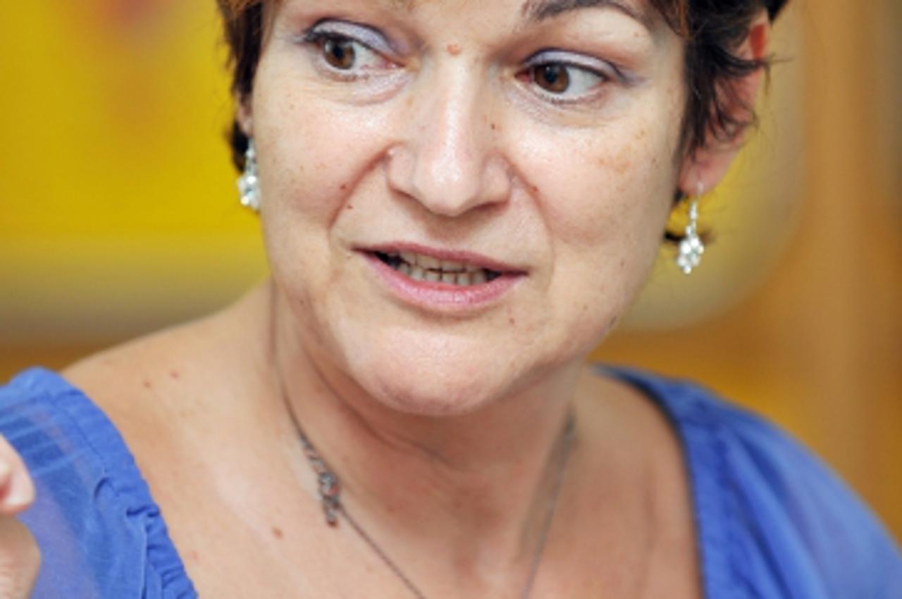 '07.09.2011., Varazdinske Toplice, Ucitelji osnovne skole Varazdinske Toplice svakim danom do 15 do 18 sati odlaze u bolnicu i odrzavaju nastavu za djecu koja su na rehabilitaciji. Ravnateljica skole 