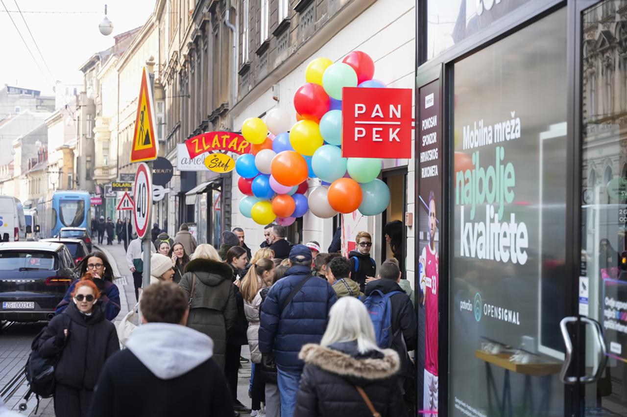 Pan-pek Krafneraj