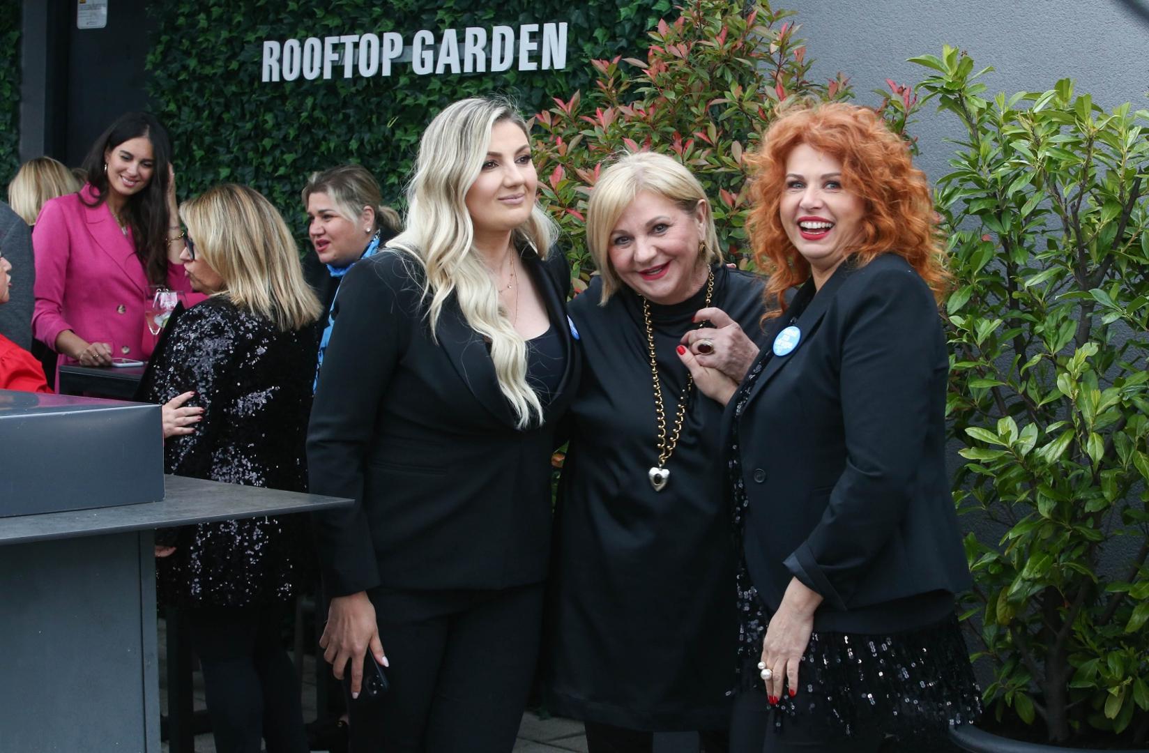 13.05.2021., Zagreb - U restoranu Rooftop Lateral u Strojarskoj 20 odrzan je prvi pilot projekt - vecera bez epidemioloskih mjera, u organizaciji Nezavisne udruge ugostitelja u suradnji s Nacionalnim stozerom civilne zastite RH i Hrvatski zavodom za javno zdravstvo. Photo: Matija Habljak/PIXSELL