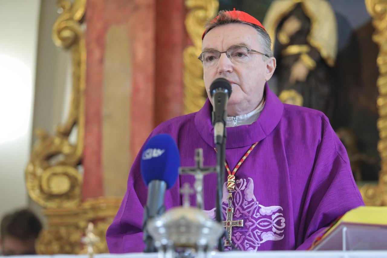 Zagreb: Kardinal Bozanić predvodio misu i korizmenu procesiju povodom godišnjice zagrebačkog potresa