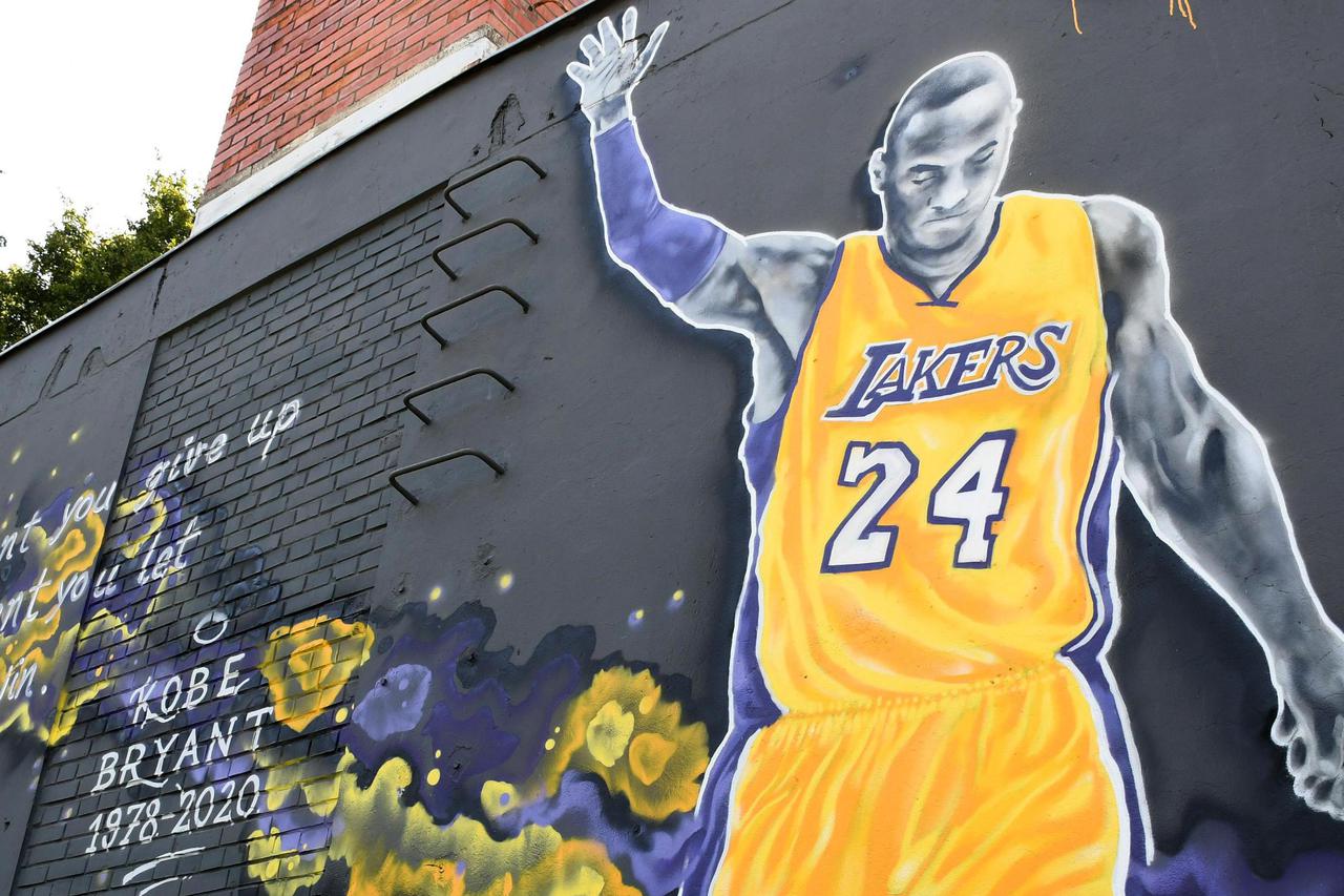 Križevci: Prvi mural u Hrvatskoj posvećen američkoj košarkaškoj legendi Kobeu Bryantu