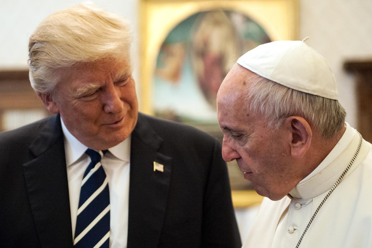 Vatikan: Papa Franjo primio Donalda Trumpa s obitelji