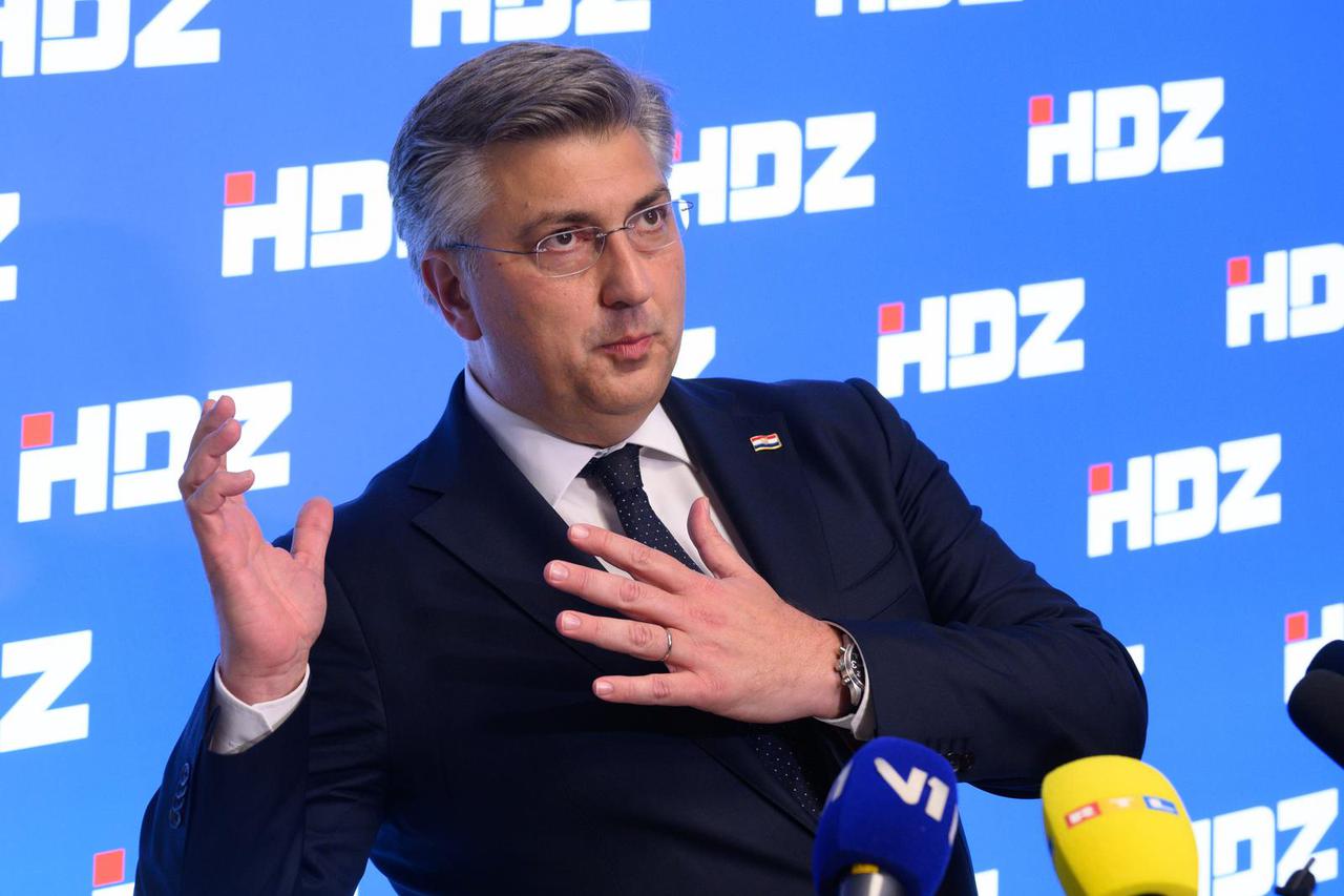 Zagreb: Andrej Plenković dao je izjavu medijima nakon Sjednice šireg predsjedništva HDZ-a