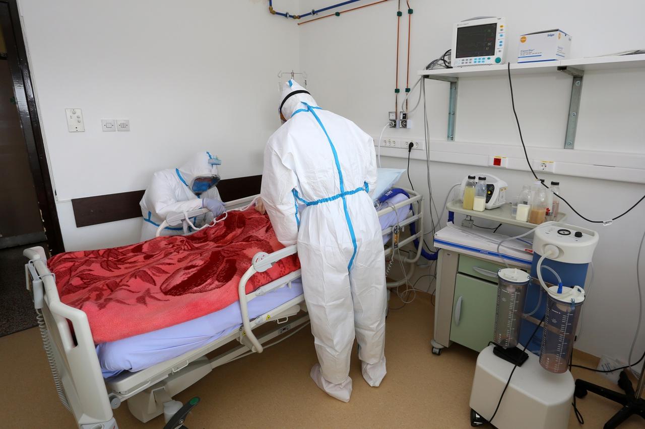 Kapaciteti covid odjela karlovačke bolnice popunjeni, na respir