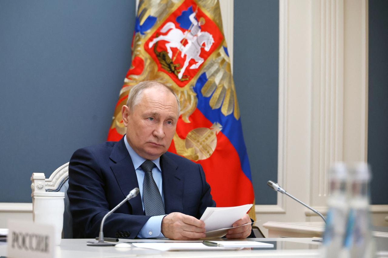 Russian President Putin attends virtual G20 summit