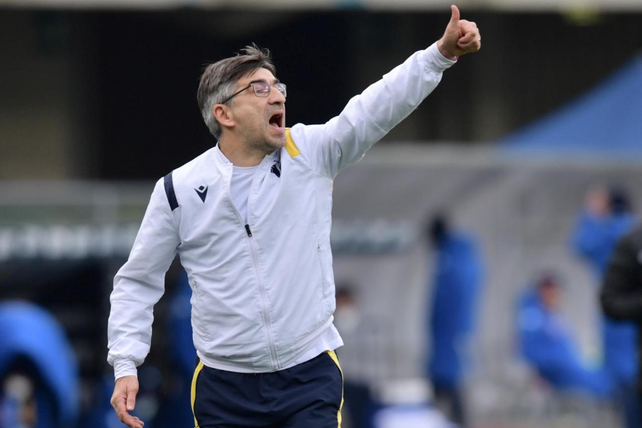 FILE PHOTO: Serie A -  Hellas Verona v Napoli