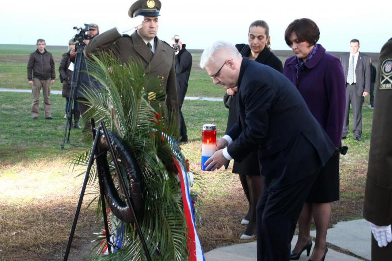 Ivo Josipović Ovčara (1)