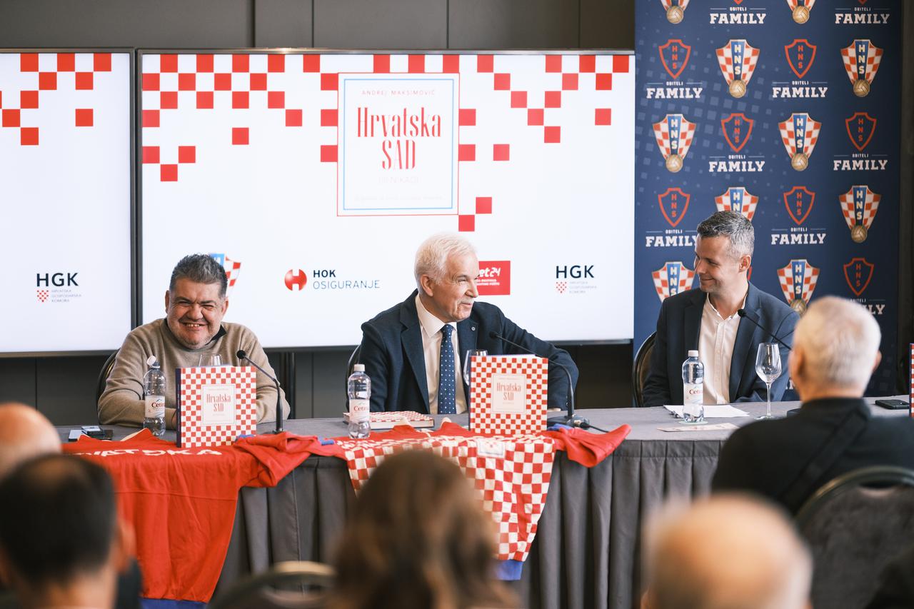 Zagreb: Promocija knjige "SAD ili nikad" autora Andreja Maksimovića