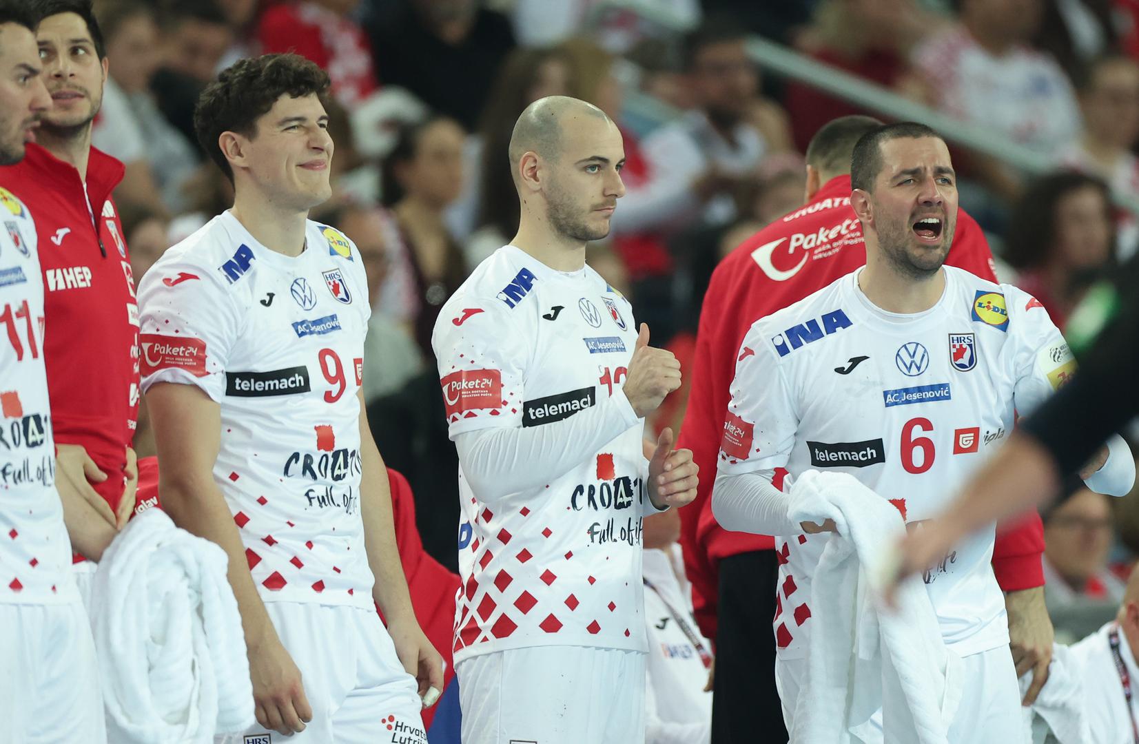 Hrvatska muška rukometna reprezentacija u prijateljskoj je pripremnoj utakmici pred nastup na Europskom prvenstvu izgubila u zagrebačkoj Areni od Njemačke sa 29-32 (14-17).
