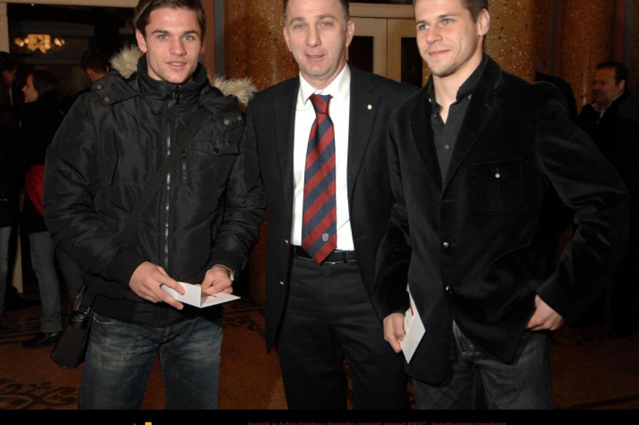 '13.02.2009., Split - Hajdukovci u HNK Split na predstavi Splitski akvarel povodom 98. rodendana Hajduka. Mirko Oremus, Fredi Fiorentini, Drago Gabric.  Photo: Vanja Zubcic/Vecernji list'