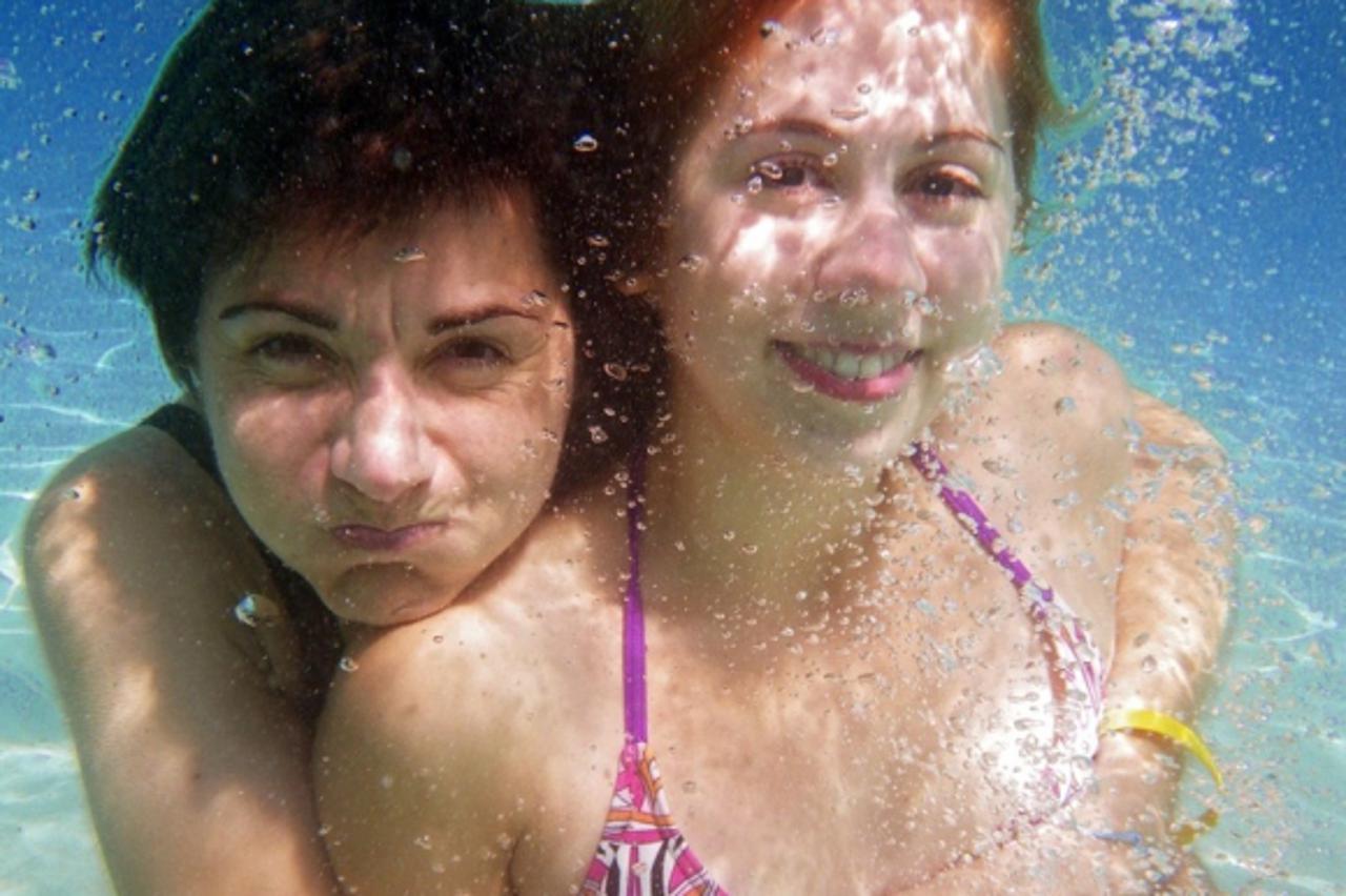 dokumentarac,Mima i Marta 