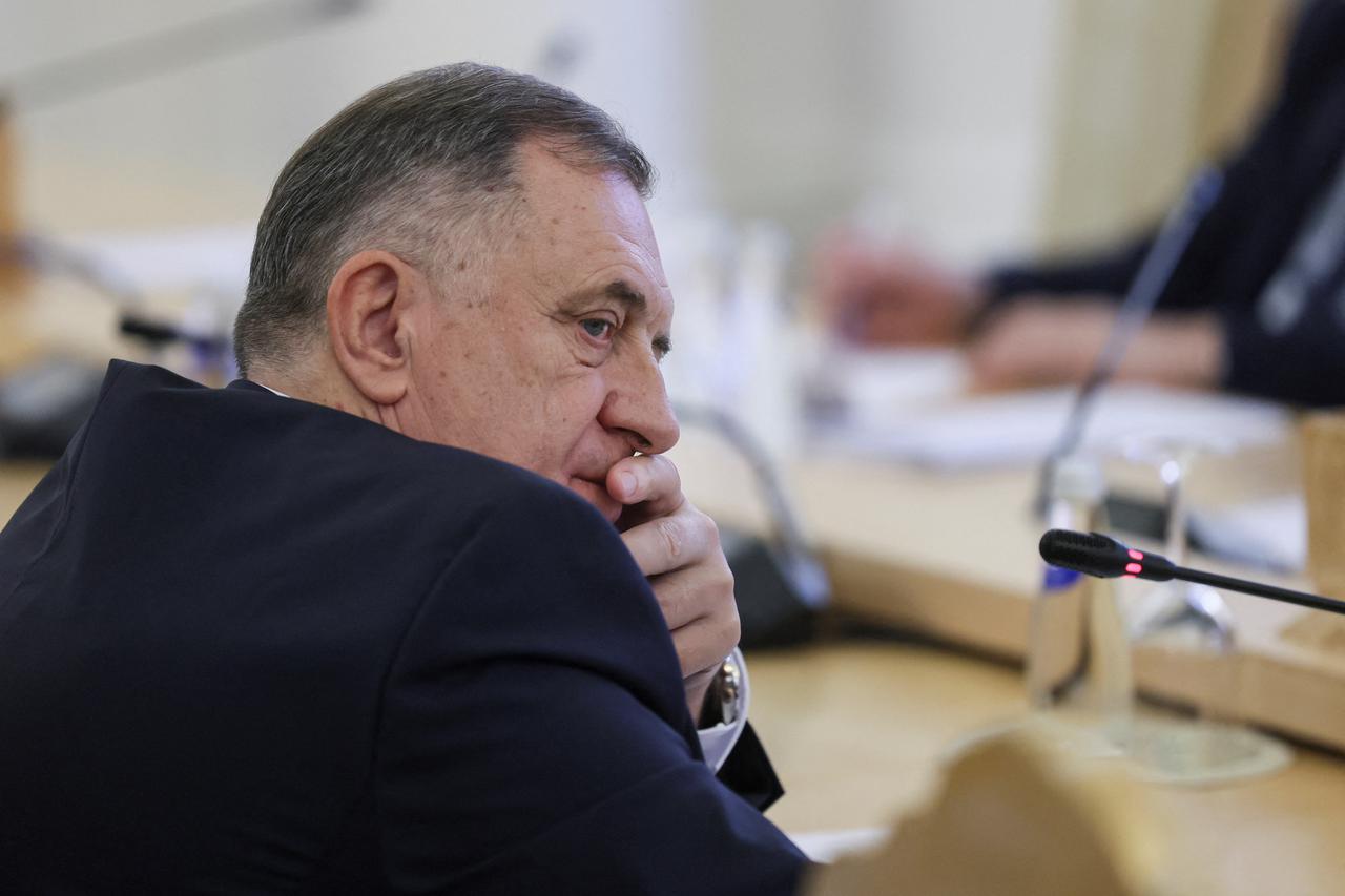 Russian Foreign Minister Lavrov hosts Bosnian Serb leader Dodik in Moscow