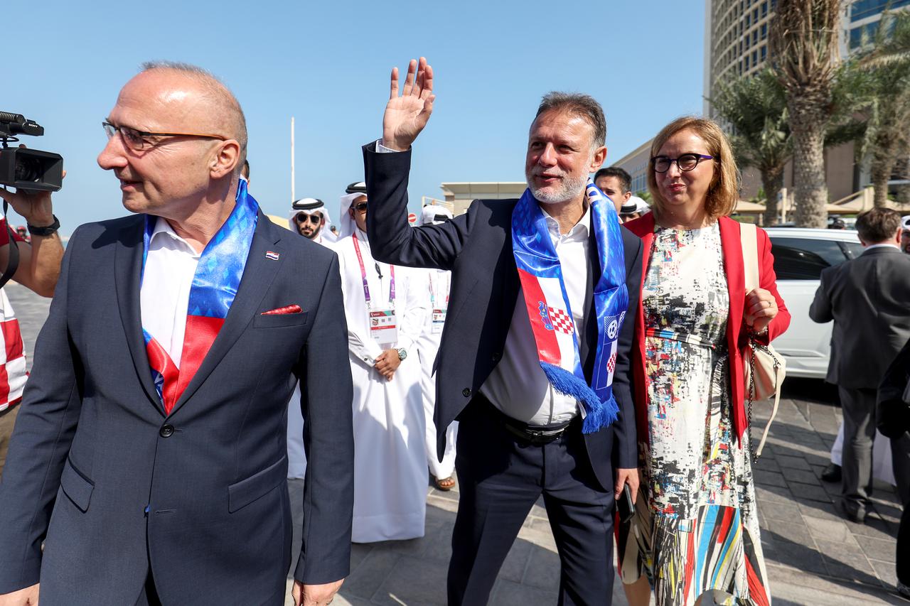 KATAR 2022 - Jandroković i Grlić-Radman posjetili reprezentativce na dan utakmice s Argentinom