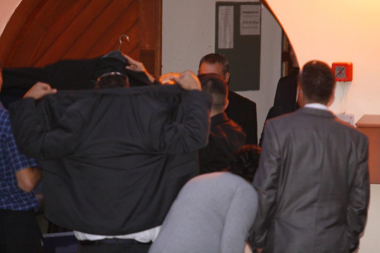 ARHIVA - 2010. Zagreb: Glumica Ana Begi? udala se za Danijela Tahirija