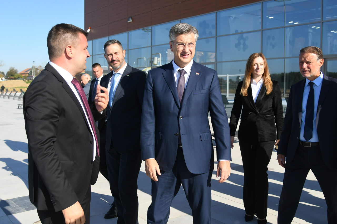 Bjelovar: Svečano otvorenje Geotermalnog sportsko-rekreacijskog parka Wellovar